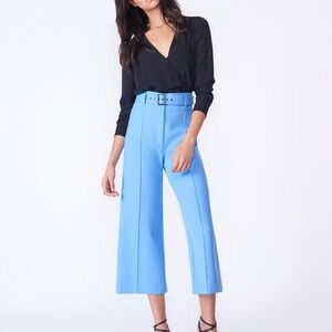 Veronica Beard high waisted crop blue pant with matching belt.  Size 2 (Lyla )